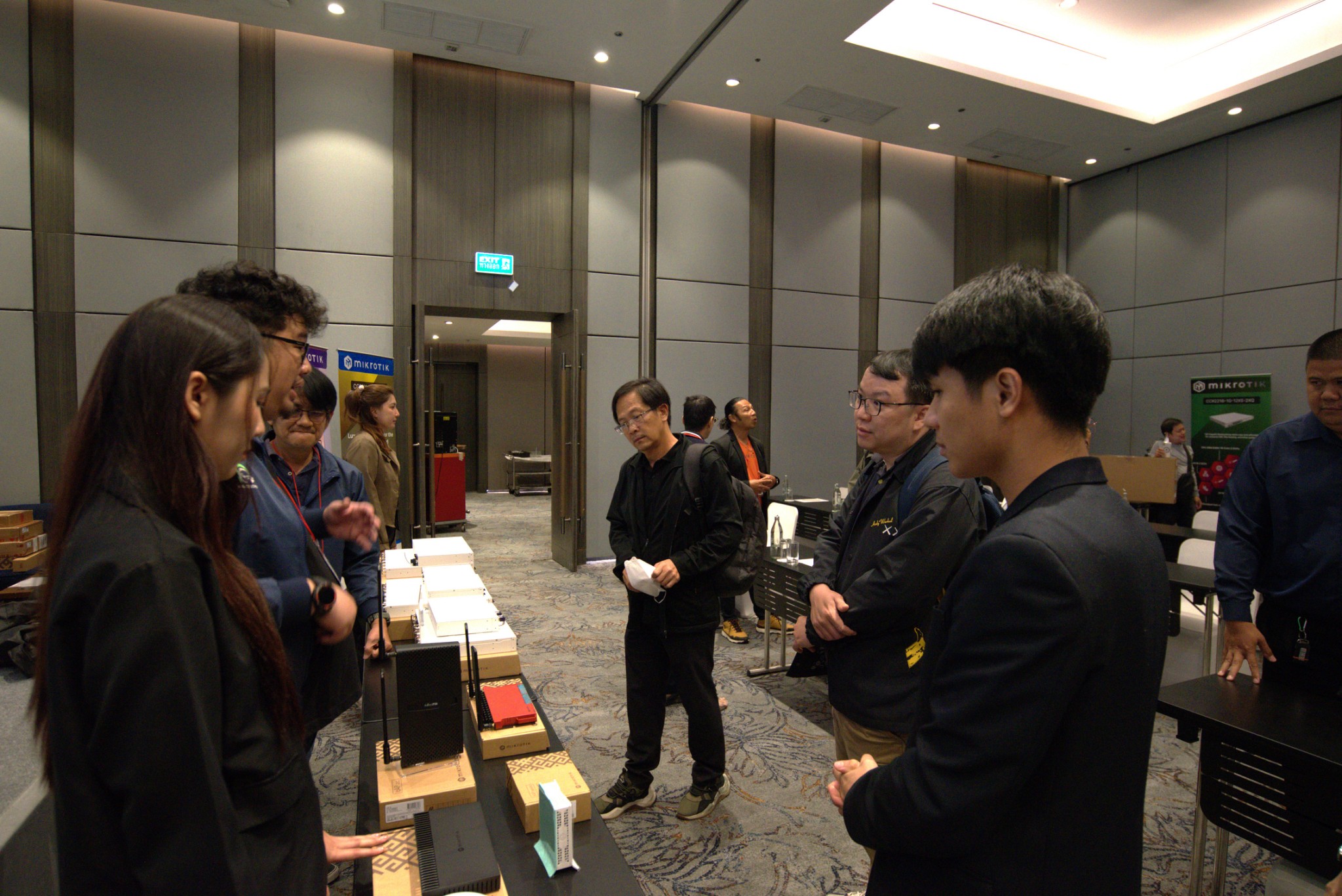 Seminar - Gallery 18